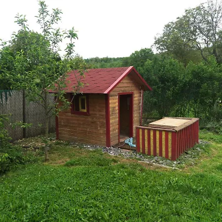 بيت للعطل Chalupa *